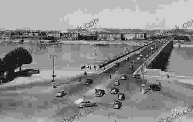 Postcard Of Bordeaux's Picturesque Riverfront, Featuring A Promenade And Boats On The Garonne River Postcards: A Visual Escape Through Bordeaux